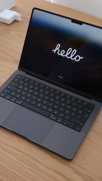 Apple MacBook Pro 14.2-inch M3 8GB RAM 512GB SSD - Space Grey