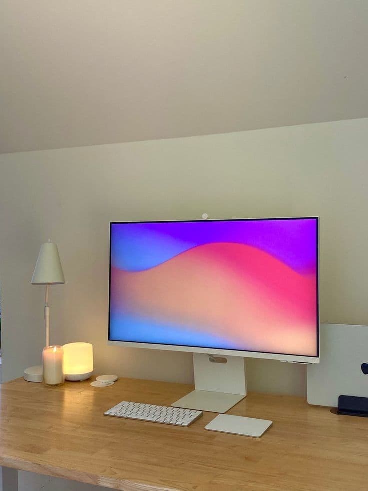 Samsung Smart Monitor M8 M80F 32-inch UHD 4K Smart Monitor - White